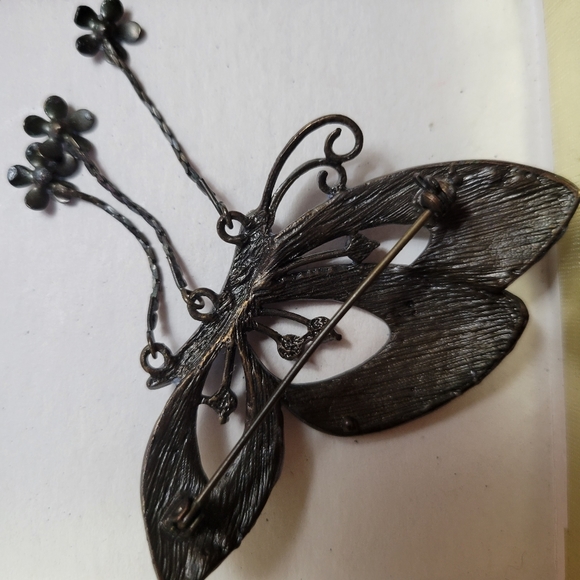 Blue beautiful butterfly brooch  🦋 - Picture 3 of 4